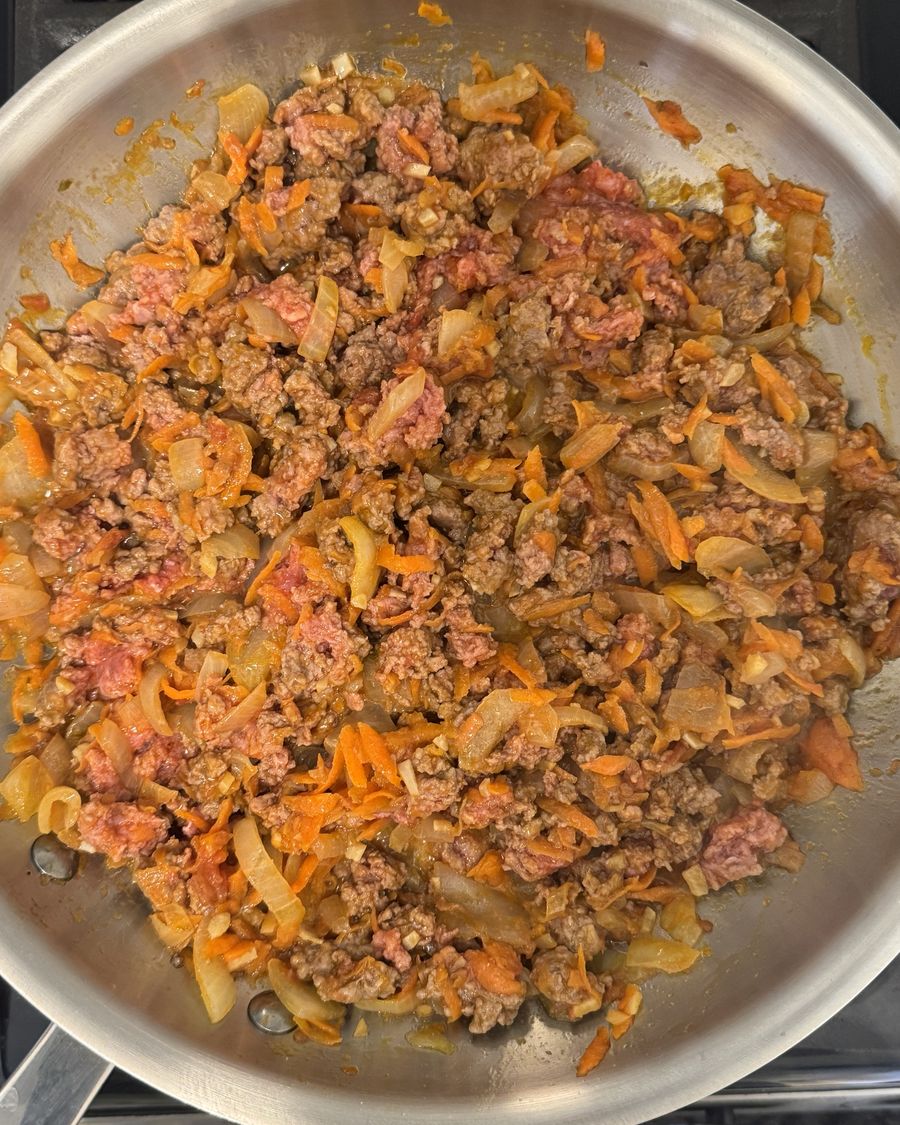 Seasoned browned beef with vegetables